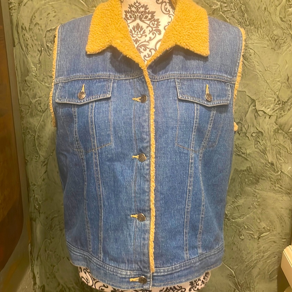 80s/90 Denim winter fall Vest womens size large In perfect condition